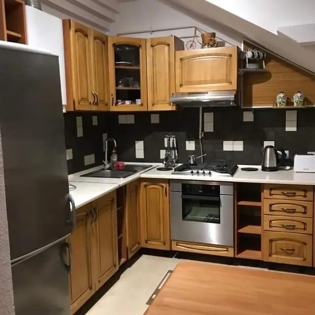 Lejlighed Затишна Квартира В Спальному Районі Lviv